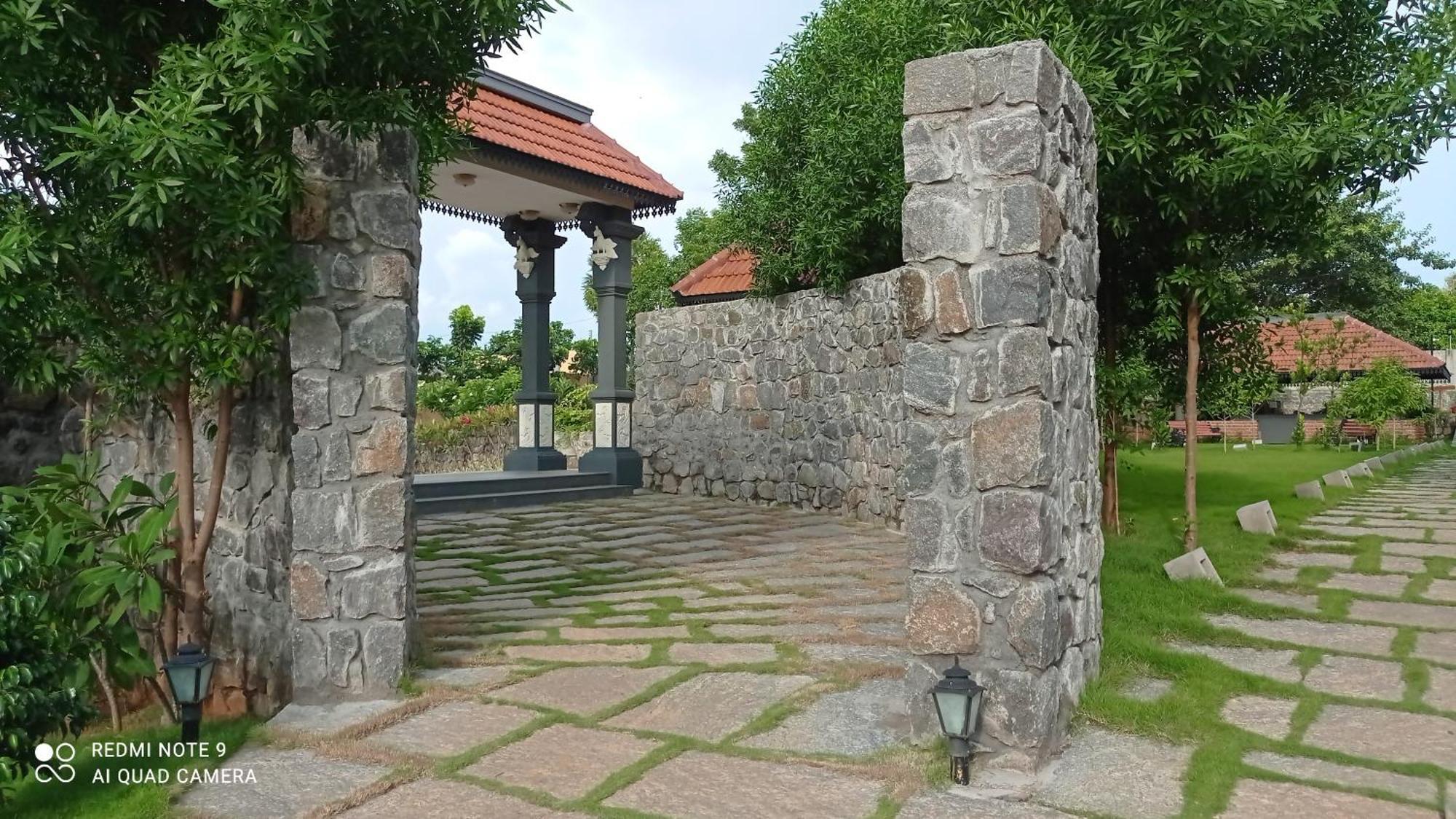 Hibis By Sparsa Vellore Zewnętrze zdjęcie